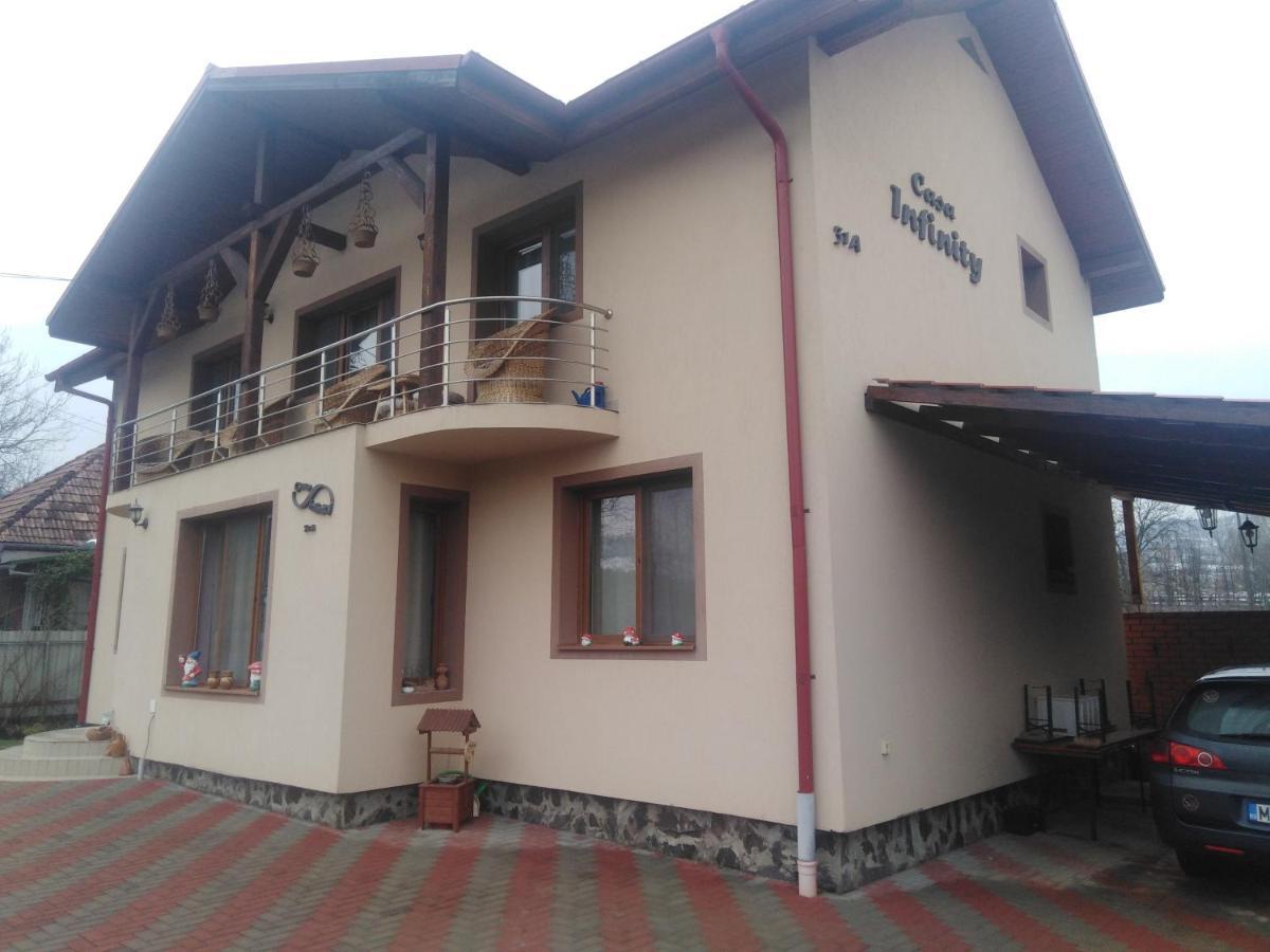 Hotel Casa Infinity Sovata Exterior foto