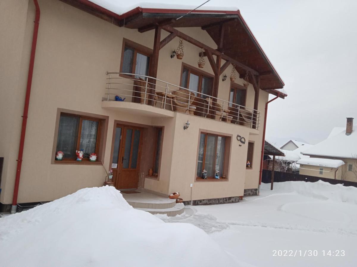 Hotel Casa Infinity Sovata Exterior foto