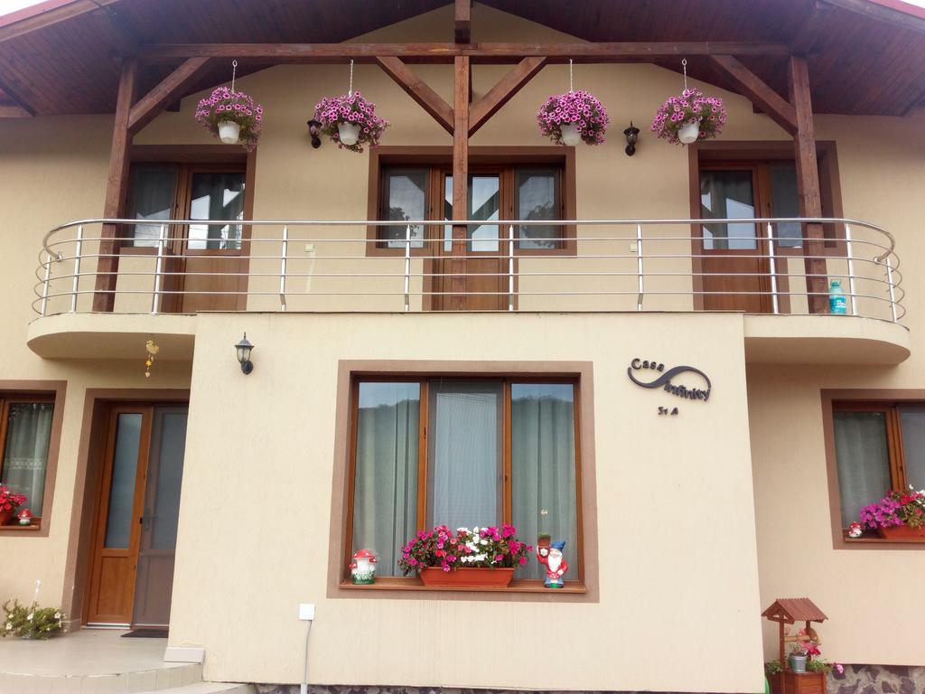Hotel Casa Infinity Sovata Exterior foto