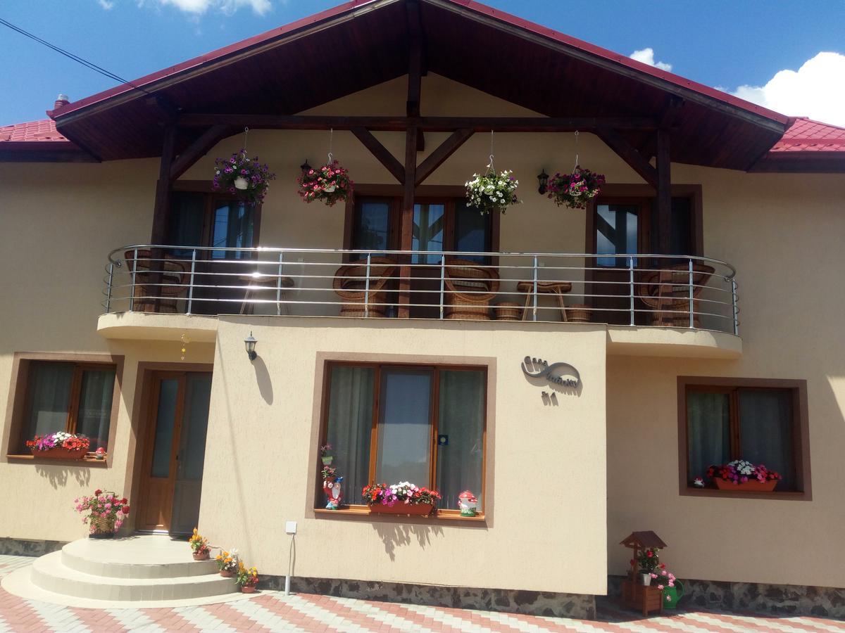 Hotel Casa Infinity Sovata Exterior foto